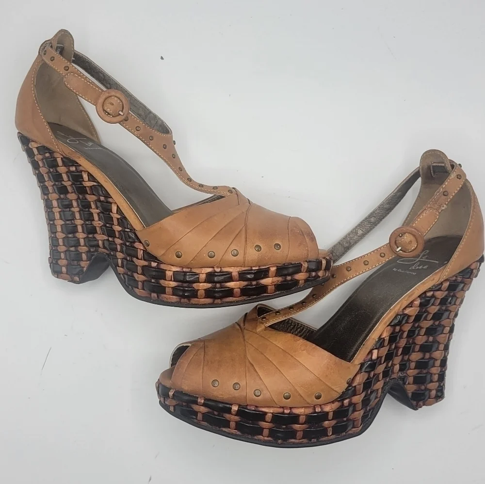 Le Due by Due Farina platform Sandals size 39 see description